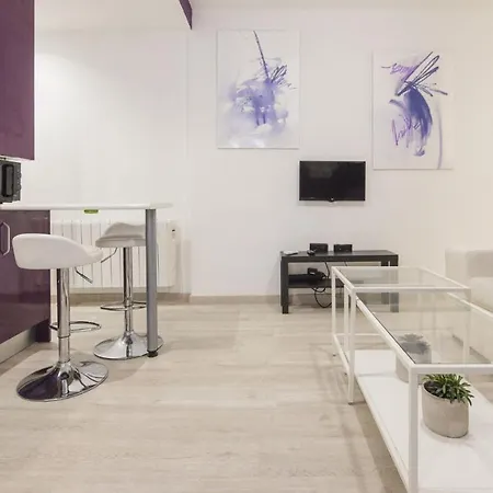 La Casa Purpura - Aloha Toledo